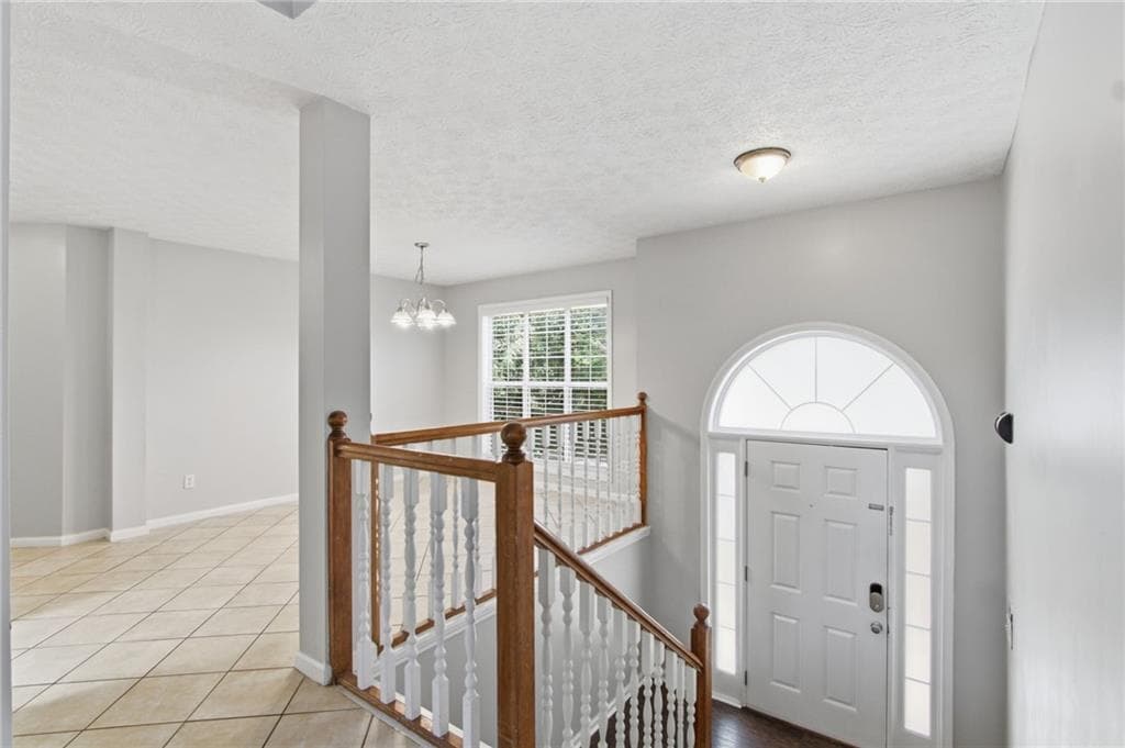 4 bedroom, 3 bathroom, 2,059 sq ft single family residence under contract at 6845 Sarah Drive, Cumming, GA 30041 — photo 6