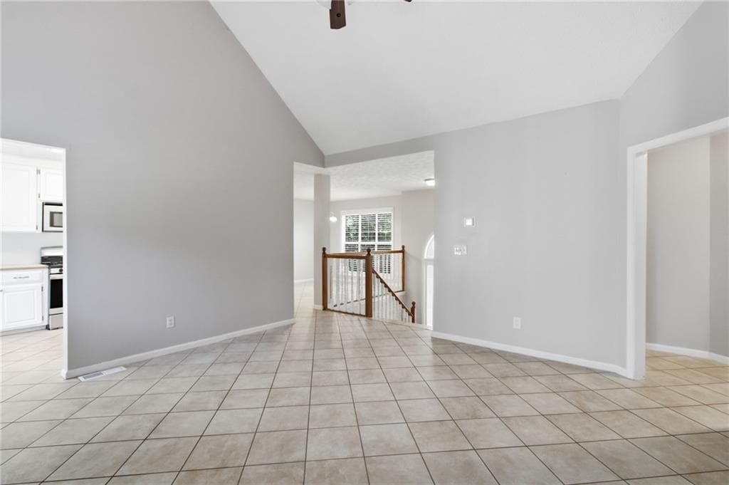 4 bedroom, 3 bathroom, 2,059 sq ft single family residence under contract at 6845 Sarah Drive, Cumming, GA 30041 — photo 8