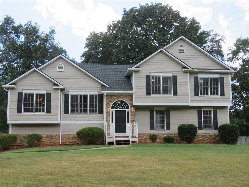 5 bedroom, 4 bathroom, 3,124 sq ft single family residence for sale at 102 Chestnut Hill Drive, Canton, GA 30114 — photo 4