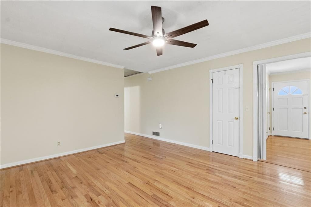2 bedroom, 2 bathroom, 1,702 sq ft single family residence for sale at 3388 Sanford Drive, Marietta, GA 30066 — photo 9