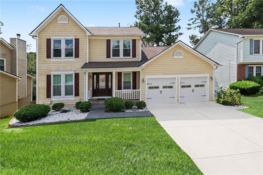 3 bedroom, 3 bathroom, 2,384 sq ft single family residence for sale at 1975 Wynhurst Crossing, Stone Mountain, GA 30088 — photo 3