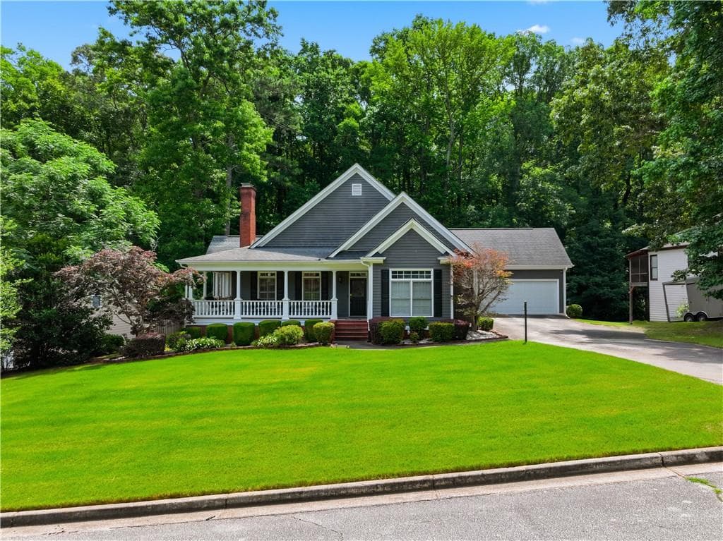 4 bedroom, 4 bathroom, 2,150 sq ft single family residence for sale at 170 Dunning Keep, Covington, GA 30016 — photo 3