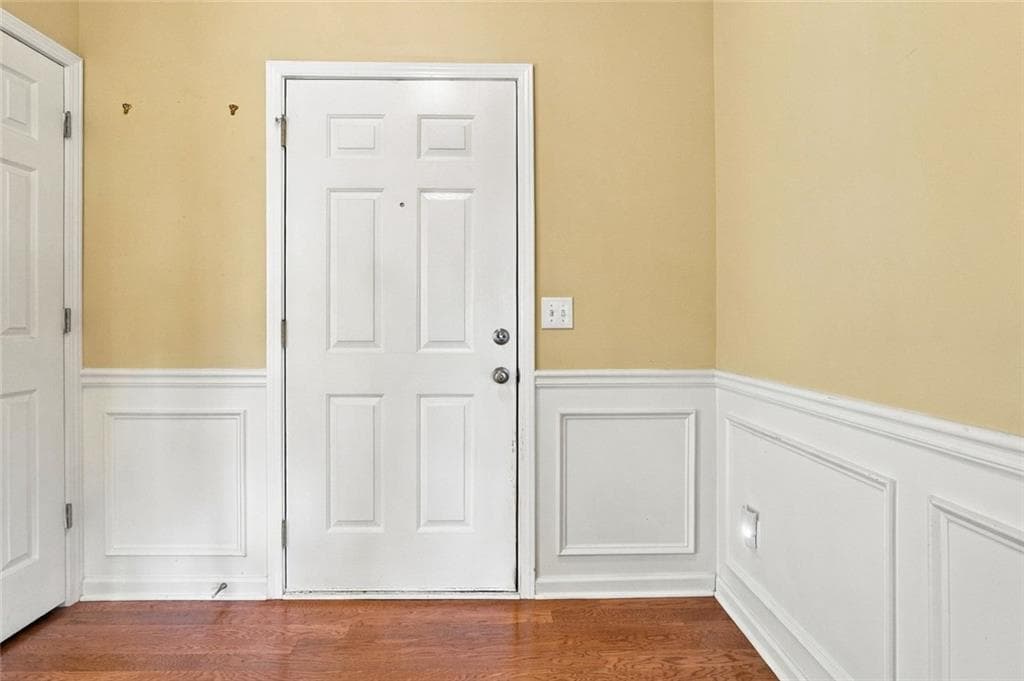 3 bedroom, 2 bathroom, 1,777 sq ft single family residence for sale at 102 Mercer Lane, Cartersville, GA 30120 — photo 4
