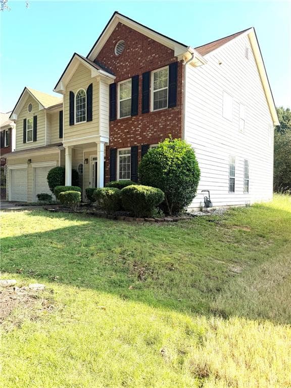 4 bedroom, 3 bathroom, 2,798 sq ft single family residence for sale at 7267 Thoreau Circle, Atlanta, GA 30349 — photo 4