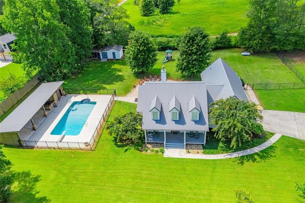 4 bedroom, 2 bathroom, 1,962 sq ft single family residence for sale at 1591 Highway 61 - Dallas Hwy, Villa Rica, GA 30180 — photo 1 of 95