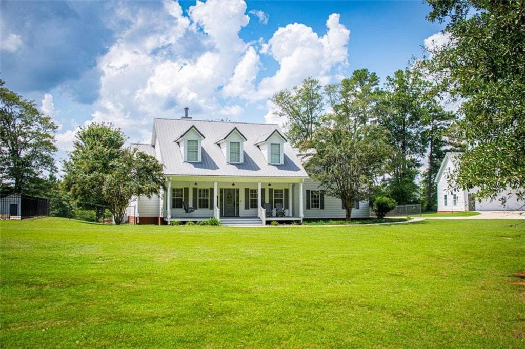 4 bedroom, 2 bathroom, 1,962 sq ft single family residence for sale at 1591 Highway 61 - Dallas Hwy, Villa Rica, GA 30180 — photo 3