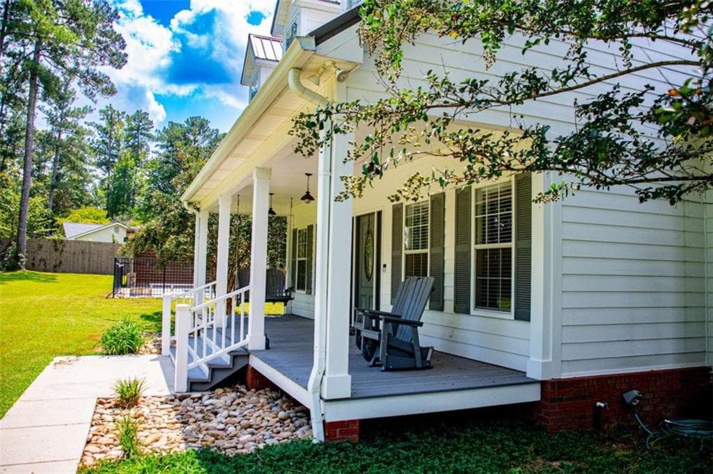 4 bedroom, 2 bathroom, 1,962 sq ft single family residence for sale at 1591 Highway 61 - Dallas Hwy, Villa Rica, GA 30180 — photo 4