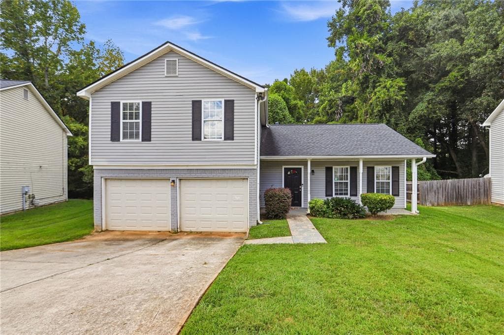 3 bedroom, 3 bathroom, 1,713 sq ft single family residence under contract at 2201 Clayton Ridge, Lithonia, GA 30058 — photo 2