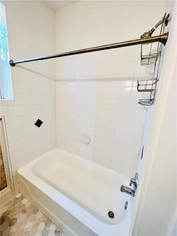 1 bedroom, 1 bathroom, 561 sq ft condominium for sale at 373 Moreland Avenue 307, Atlanta, GA 30307 — photo 7