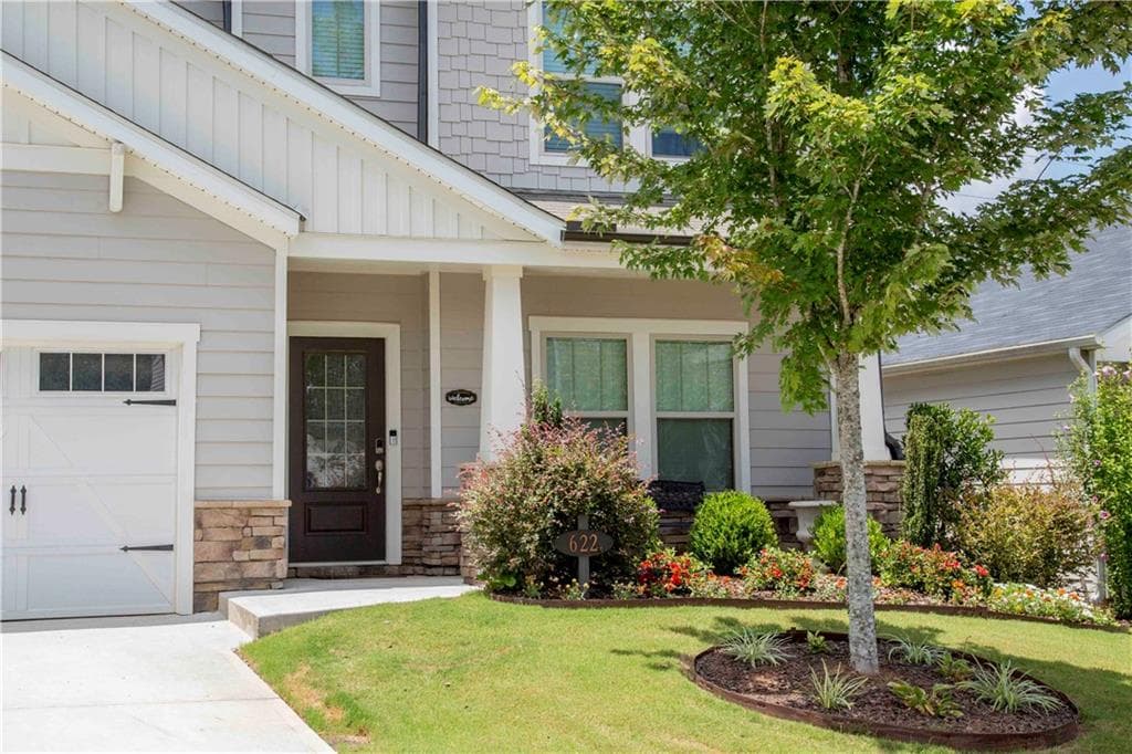5 bedroom, 4 bathroom, 2,867 sq ft single family residence for sale at 622 Shadow Moss Avenue, Canton, GA 30115 — photo 2