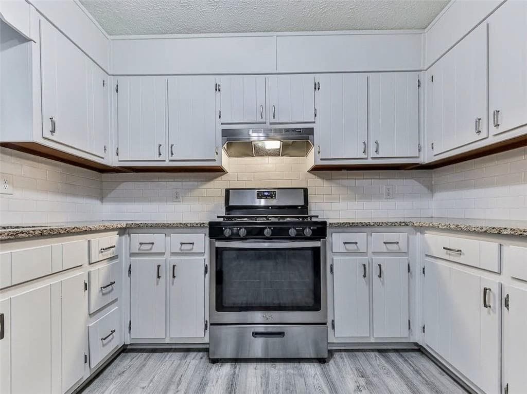 3 bedroom, 3 bathroom, 2,214 sq ft single family residence for sale at 389 Saint Albans Court, Mableton, GA 30126 — photo 7