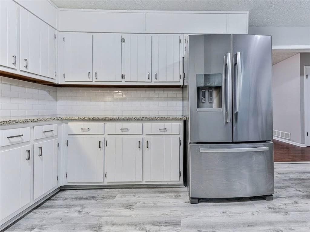 3 bedroom, 3 bathroom, 2,214 sq ft single family residence for sale at 389 Saint Albans Court, Mableton, GA 30126 — photo 8