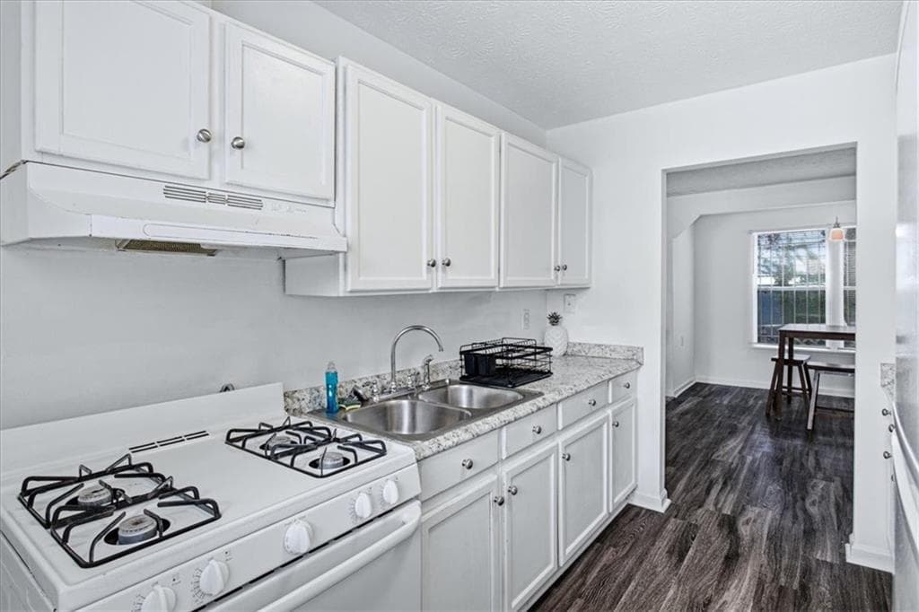 3 bedroom, 1 bathroom, 1,144 sq ft single family residence for rent at 1173 Moton Avenue, Atlanta, GA 30315 for $1,800 a month — photo 9