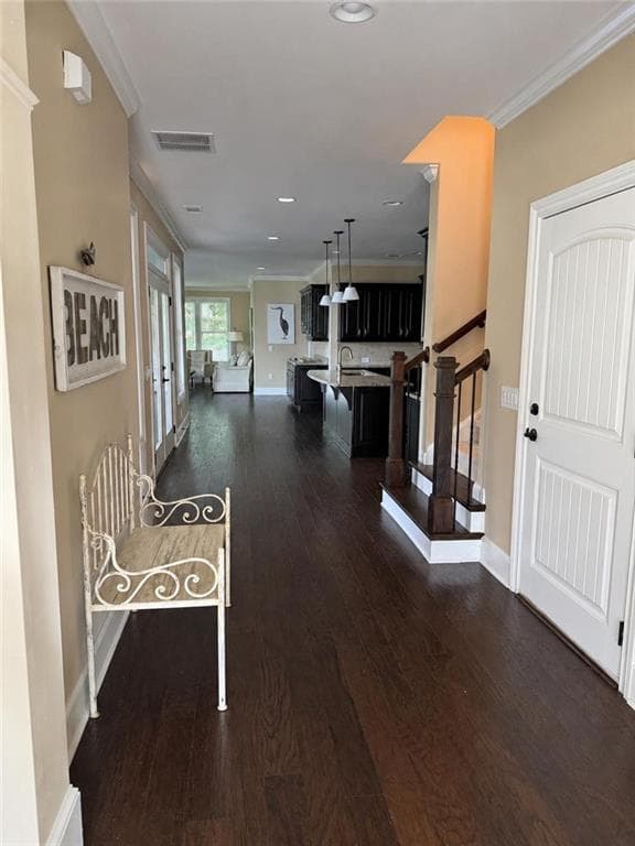 2 bedroom, 3 bathroom, 2,704 sq ft single family residence under contract at 529 Audubon Circle, Woodstock, GA 30188 — photo 4