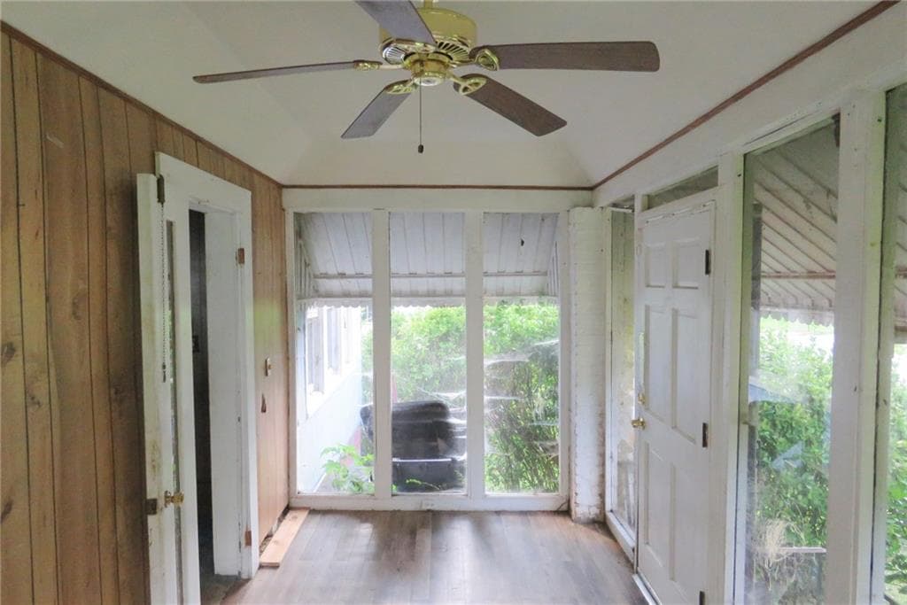 2 bedroom, 1 bathroom, 1,554 sq ft single family residence for sale at 1744 Neely Avenue, Atlanta, GA 30344 — photo 3
