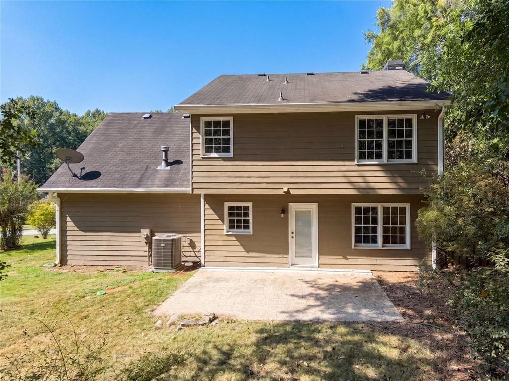 4 bedroom, 3 bathroom, 1,651 sq ft single family residence for sale at 3108 Rock Creek Drive, Rex, GA 30273 — photo 5