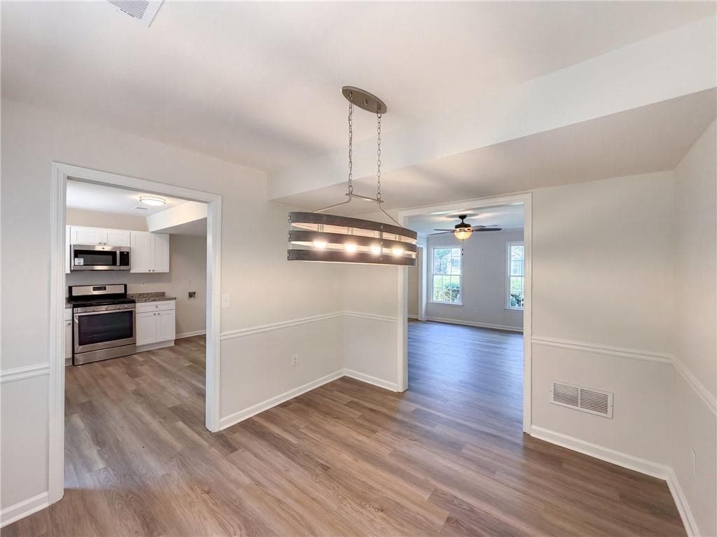 4 bedroom, 3 bathroom, 1,651 sq ft single family residence for sale at 3108 Rock Creek Drive, Rex, GA 30273 — photo 9