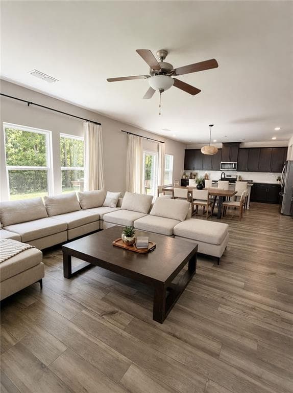 5 bedroom, 5 bathroom, 3,321 sq ft single family residence for sale at 4211 Dean Grove Way, Loganville, GA 30052 — photo 4