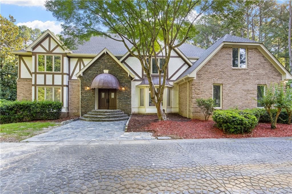 5 bedroom, 5 bathroom, 5,059 sq ft single family residence for sale at 707 Highway 314, Fayetteville, GA 30214 — photo 9