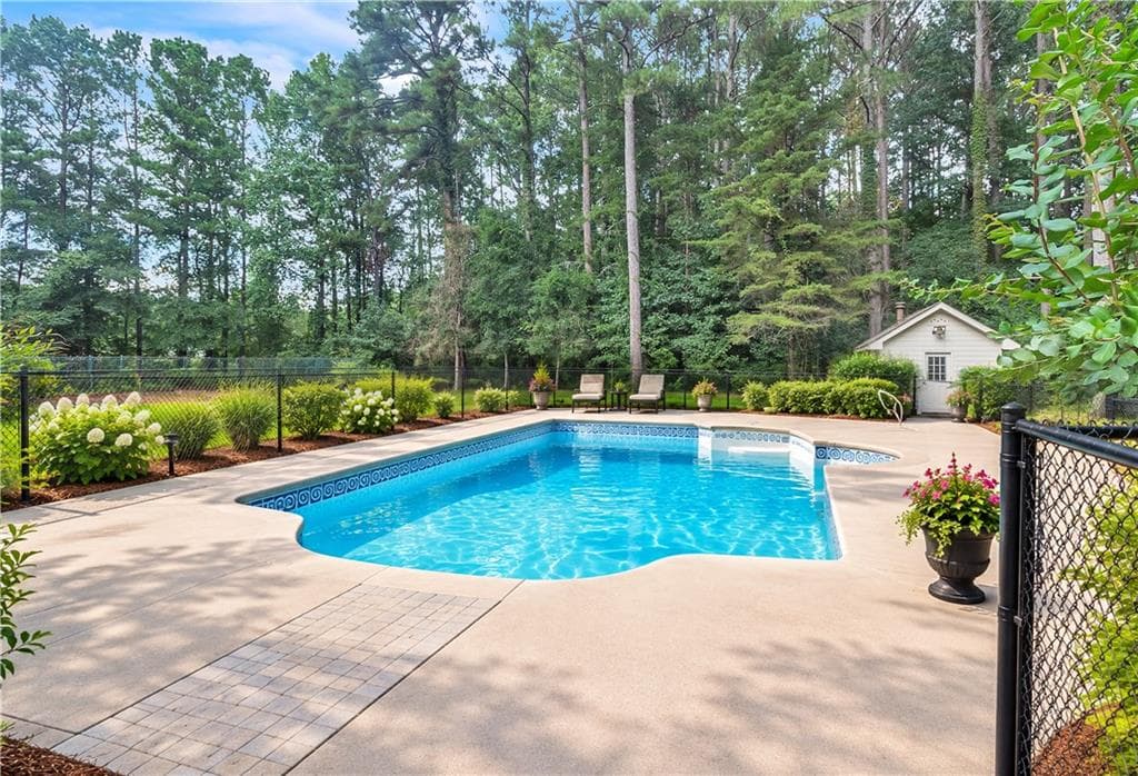 5 bedroom, 5 bathroom, 5,059 sq ft single family residence for sale at 707 Highway 314, Fayetteville, GA 30214 — photo 7