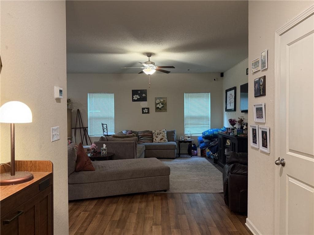 3 bedroom, 3 bathroom, 1,793 sq ft single family residence for sale at 344 Augusta Woods Drive, Villa Rica, GA 30180 — photo 4