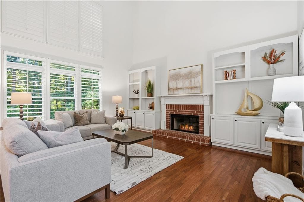 4 bedroom, 4 bathroom, 3,614 sq ft single family residence for sale at 2330 Rose Walk Drive, Alpharetta, GA 30005 — photo 7