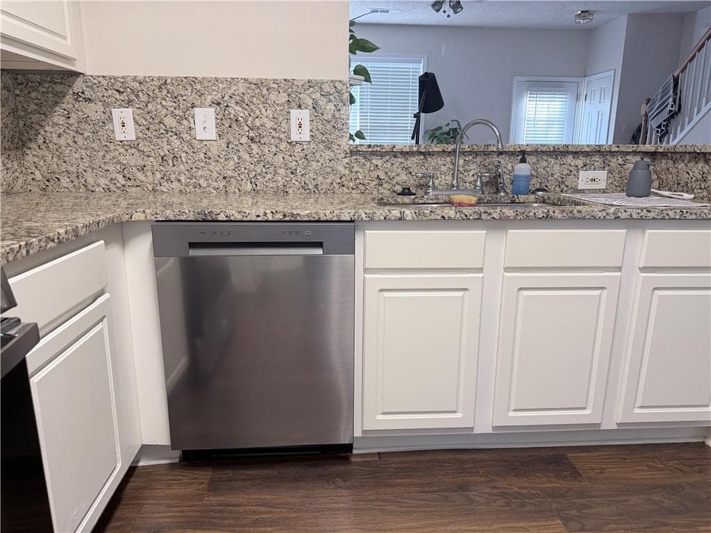 2 bedroom, 3 bathroom, 1,428 sq ft townhouse for rent at 4100 Howell Park Road, Duluth, GA 30096 for $1,900 a month — photo 9