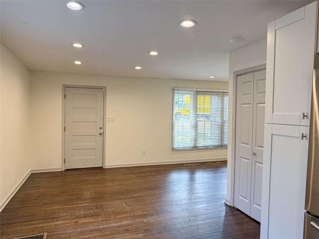 3 bedroom, 2 bathroom, 975 sq ft single family residence for rent at 2093 Verbena Street, Atlanta, GA 30314 for $1,950 a month — photo 5
