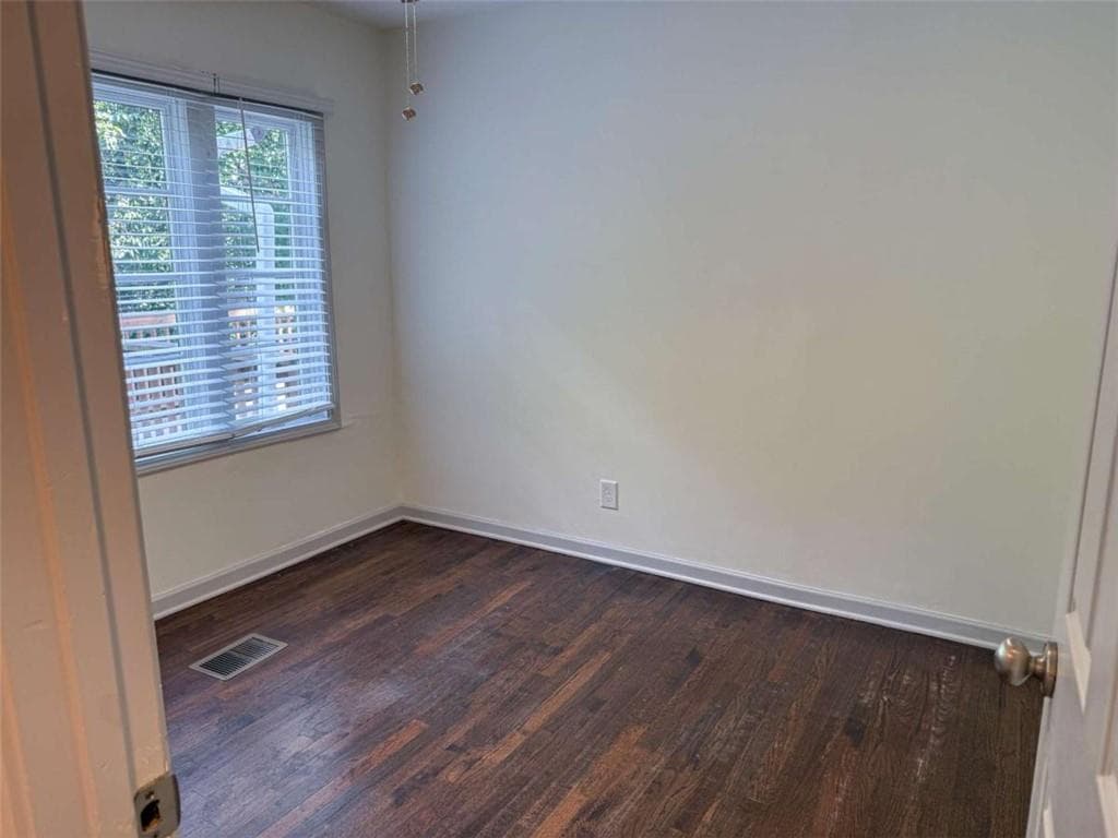 3 bedroom, 2 bathroom, 975 sq ft single family residence for rent at 2093 Verbena Street, Atlanta, GA 30314 for $1,950 a month — photo 9