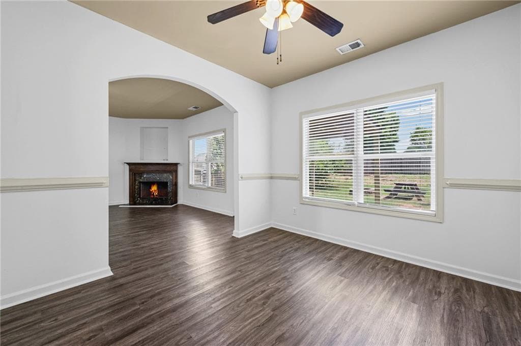 3 bedroom, 3 bathroom, 2,084 sq ft single family residence for rent at 578 Hardy Water Drive, Lawrenceville, GA 30045 for $2,200 a month — photo 7
