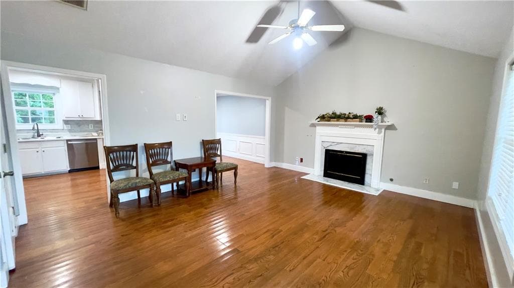 3 bedroom, 3 bathroom, 1,589 sq ft single family residence for rent at 2648 Morning Glory Place, Lawrenceville, GA 30044 for $2,000 a month — photo 2