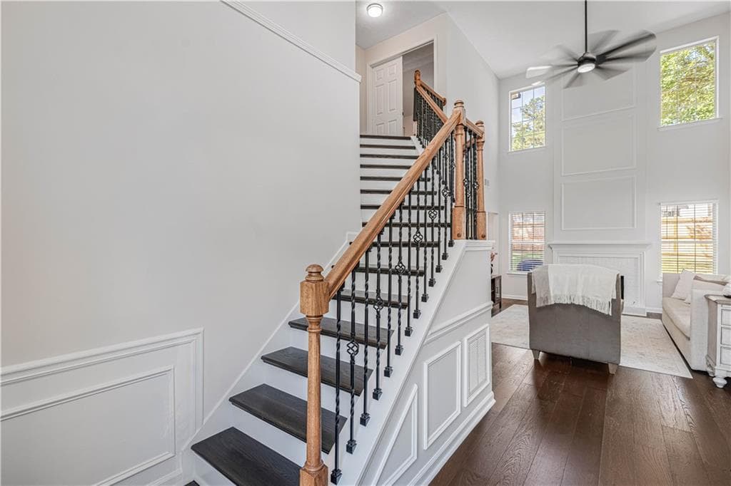 3 bedroom, 3 bathroom, 1,700 sq ft single family residence under contract at 1065 Arborhill Lane, Alpharetta, GA 30004 — photo 3