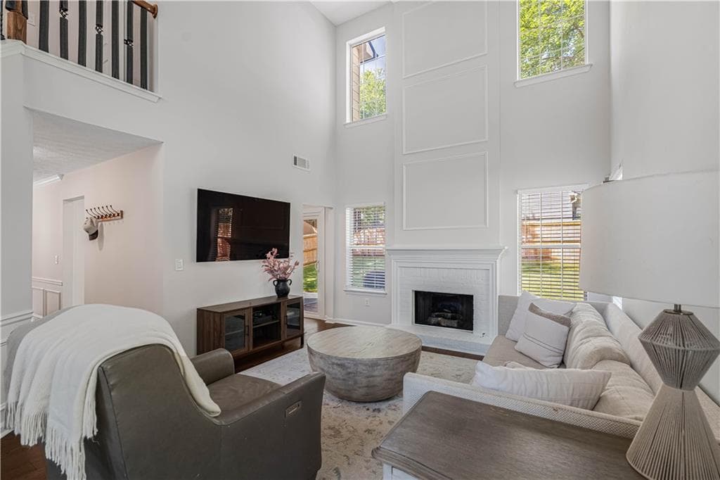 3 bedroom, 3 bathroom, 1,700 sq ft single family residence under contract at 1065 Arborhill Lane, Alpharetta, GA 30004 — photo 9