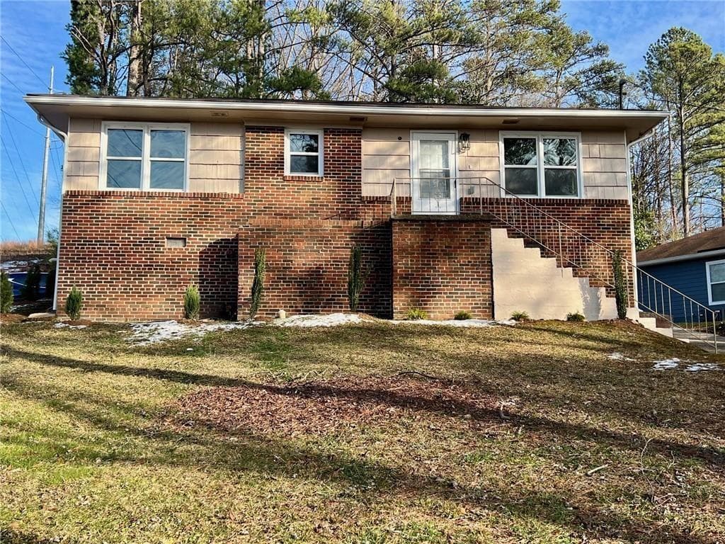 2 bedroom, 2 bathroom, 988 sq ft single family residence for rent at 470 Barnes Mill Drive, Marietta, GA 30062 for $1,800 a month
