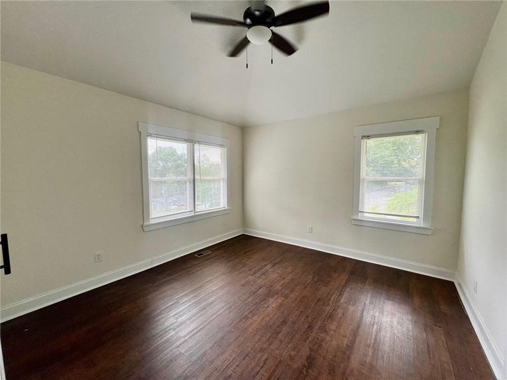 2 bedroom, 2 bathroom, 988 sq ft single family residence for rent at 470 Barnes Mill Drive, Marietta, GA 30062 for $1,800 a month — photo 8