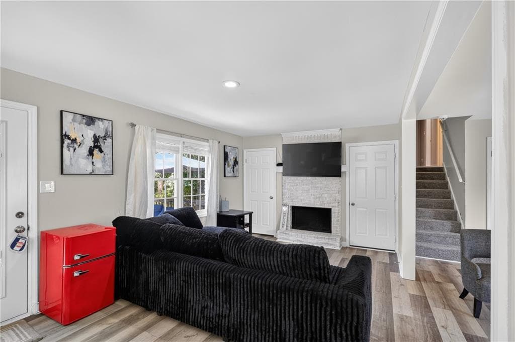 3 bedroom, 2 bathroom, 1,448 sq ft single family residence for sale at 259 Mediterranean Lane, Lawrenceville, GA 30046 — photo 3