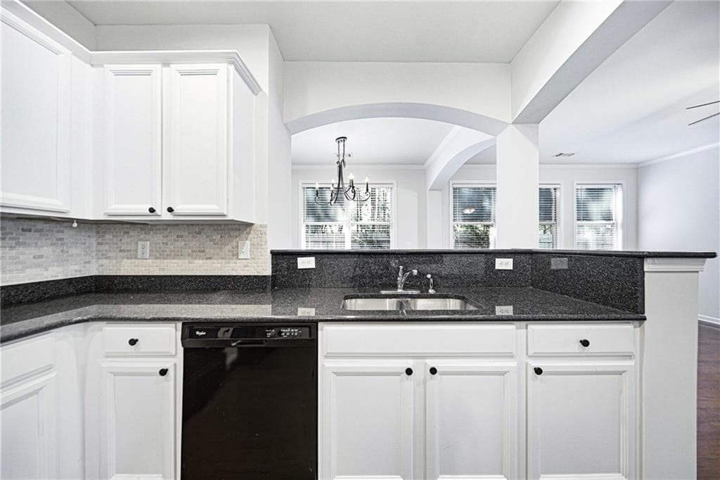 3 bedroom, 3 bathroom, 1,946 sq ft single family residence for sale at 338 Alcovy Way, Woodstock, GA 30188 — photo 10