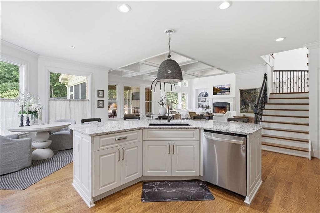 5 bedroom, 5 bathroom, 6,743 sq ft single family residence under contract at 8365 Hurakan Creek Crossing, Cumming, GA 30028 — photo 9