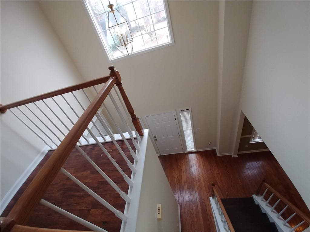 4 bedroom, 3 bathroom, 2,254 sq ft single family residence for rent at 310 Belmont Chase Court, Alpharetta, GA 30005 for $2,499 a month — photo 2
