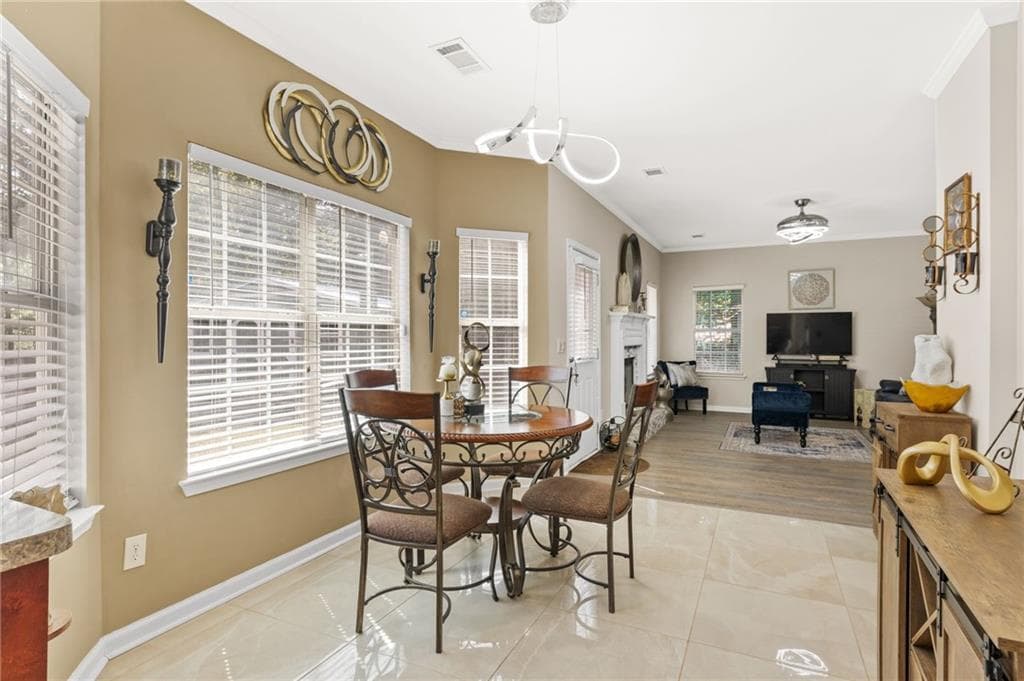 4 bedroom, 3 bathroom, 2,170 sq ft single family residence under contract at 4825 Carly Way, Lithonia, GA 30038 — photo 10