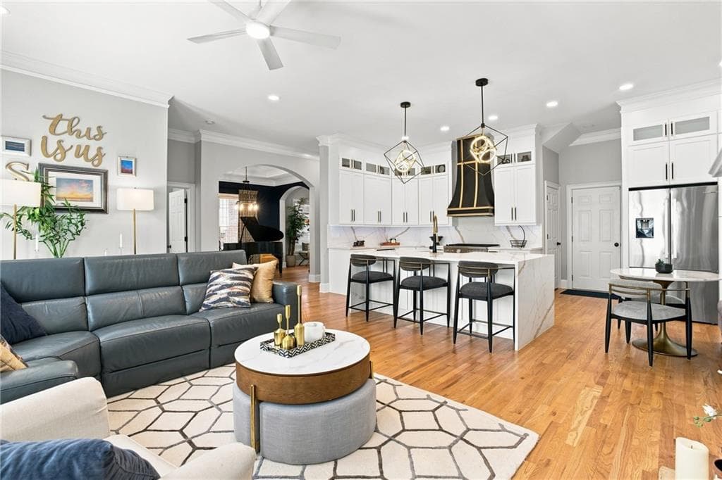 6 bedroom, 5 bathroom, 4,500 sq ft single family residence for sale at 1003 Wescott Lane, Sandy Springs, GA 30319 — photo 8