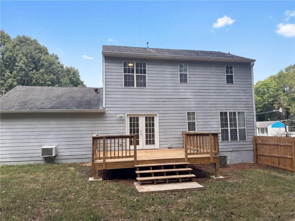3 bedroom, 3 bathroom, 1,972 sq ft single family residence for sale at 4389 Southvale Drive, Decatur, GA 30034 — photo 5