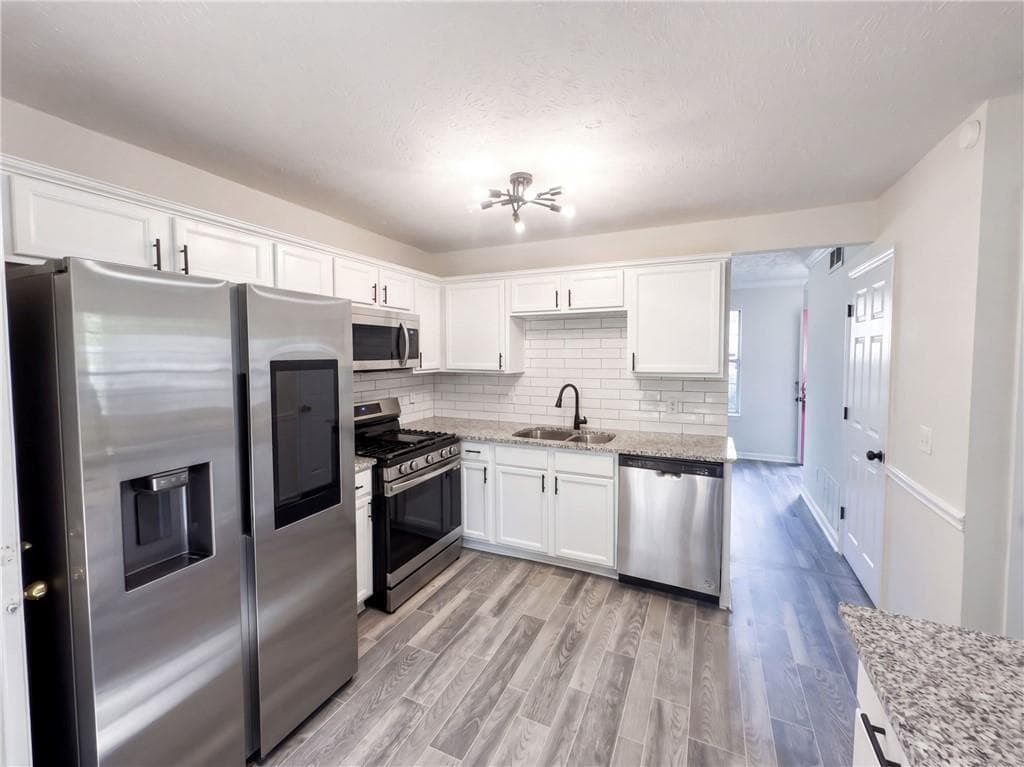 3 bedroom, 3 bathroom, 1,972 sq ft single family residence for sale at 4389 Southvale Drive, Decatur, GA 30034 — photo 7