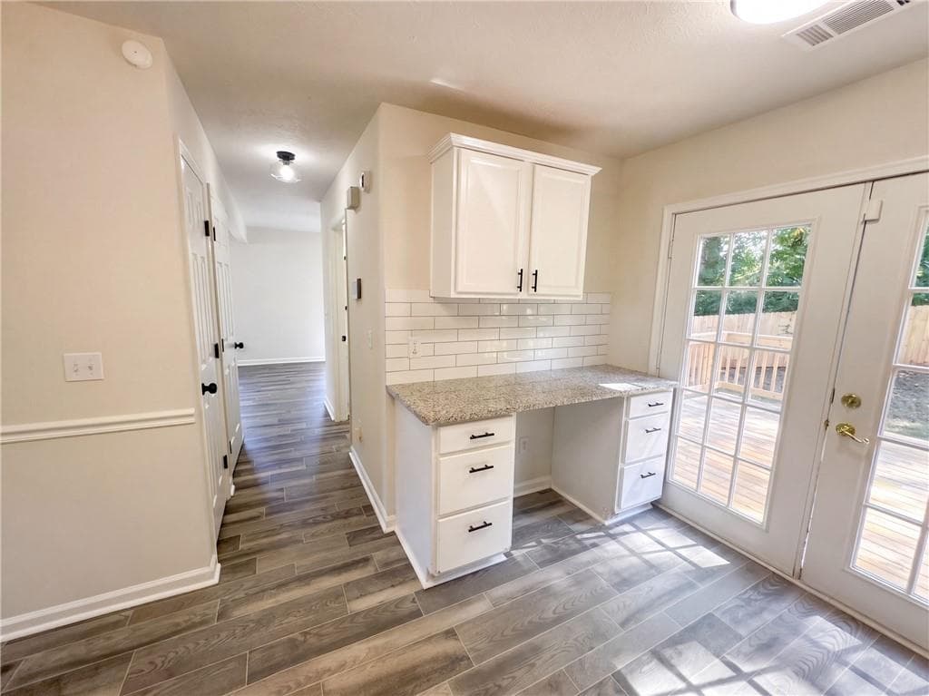 3 bedroom, 3 bathroom, 1,972 sq ft single family residence for sale at 4389 Southvale Drive, Decatur, GA 30034 — photo 8