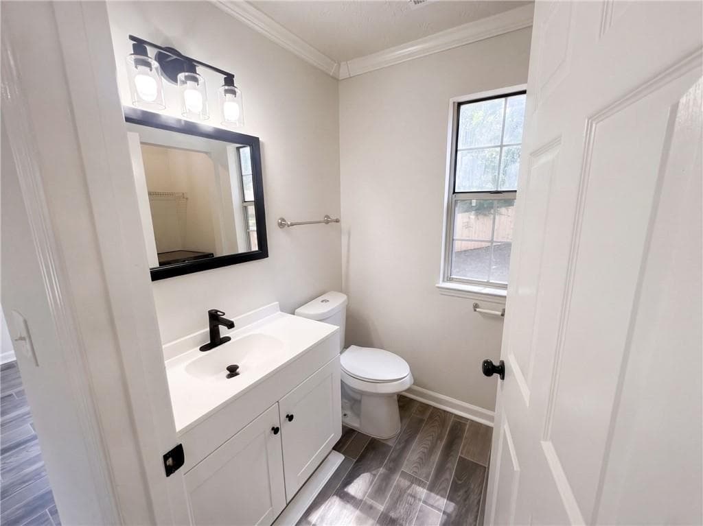 3 bedroom, 3 bathroom, 1,972 sq ft single family residence for sale at 4389 Southvale Drive, Decatur, GA 30034 — photo 10