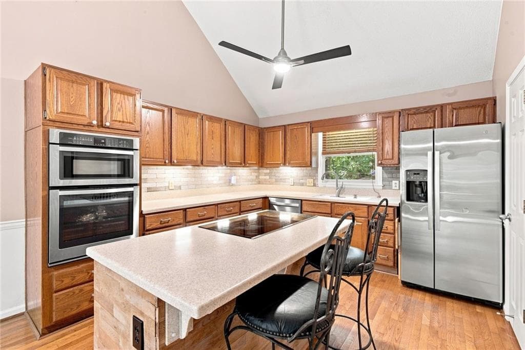4 bedroom, 3 bathroom, 2,821 sq ft single family residence for sale at 4080 Stony River Way, Snellville, GA 30039 — photo 9