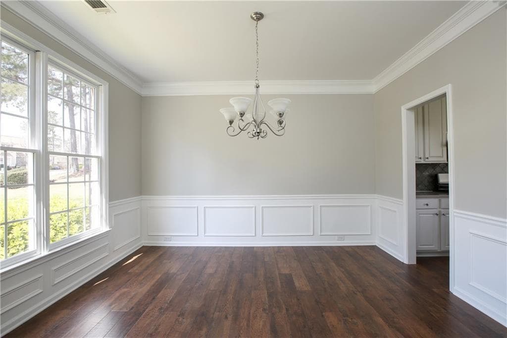 4 bedroom, 3 bathroom, 2,410 sq ft single family residence for rent at 3050 Winston Terrace Ct, Alpharetta, GA 30009 for $2,900 a month — photo 9