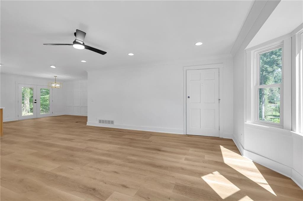 3 bedroom, 2 bathroom, 1,802 sq ft single family residence for sale at 3257 Hembree Court, Marietta, GA 30062 — photo 5