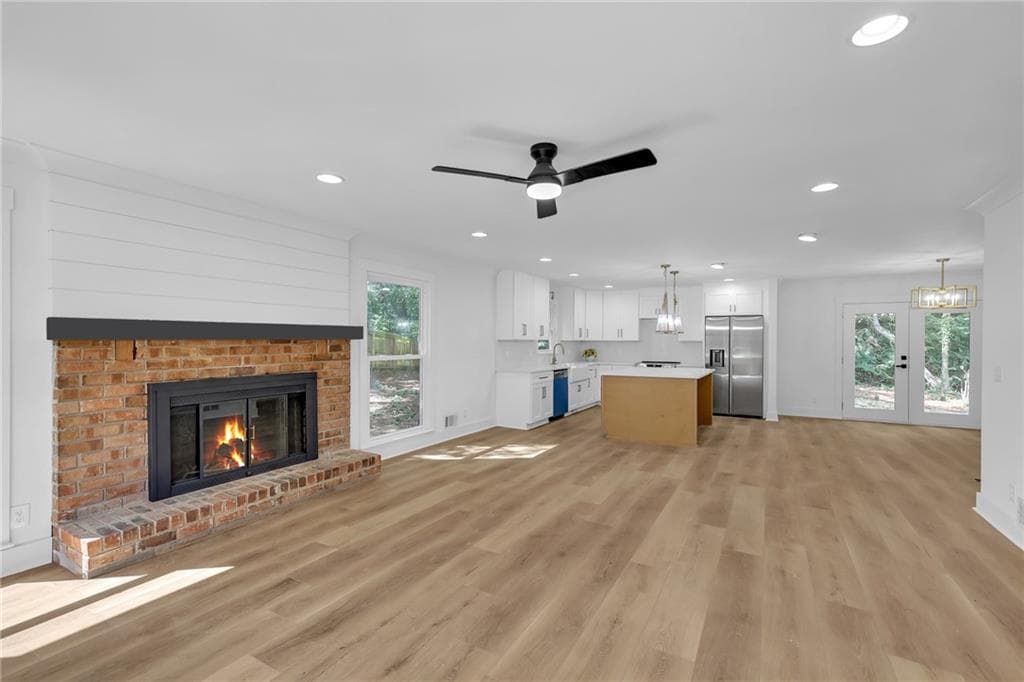3 bedroom, 2 bathroom, 1,802 sq ft single family residence for sale at 3257 Hembree Court, Marietta, GA 30062 — photo 8