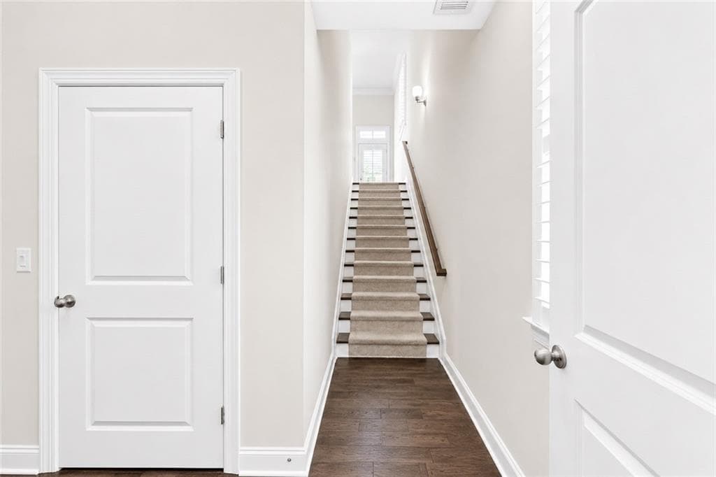 4 bedroom, 5 bathroom, 3,717 sq ft townhouse for rent at 59 Winslow Street, Atlanta, GA 30328 for $4,475 a month — photo 9